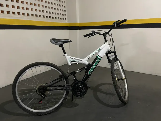Bike Fischer Hill Razer Aro 26 - Dupla suspensão - (Ideal para Lazer e Cidade)