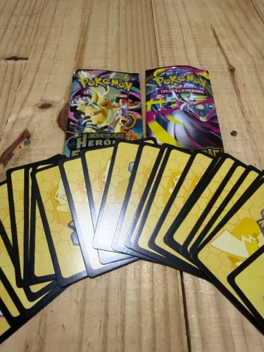 Código Pokemon TCG Heróis Excelso e Mega Evolução 402 Cartas Digitais Em Português