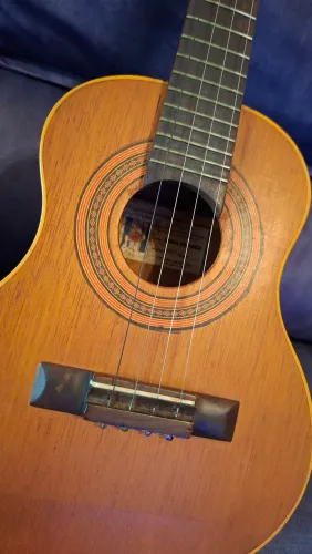 Cavaquinho ATLAN nunca usado!
