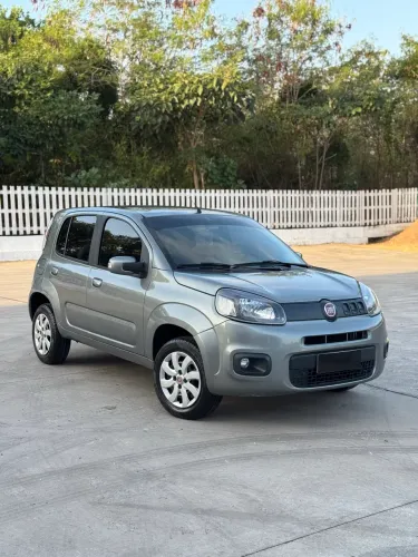 Fiat Uno Attractive 1.0 EVO Fire Flex 8V 5P 2016