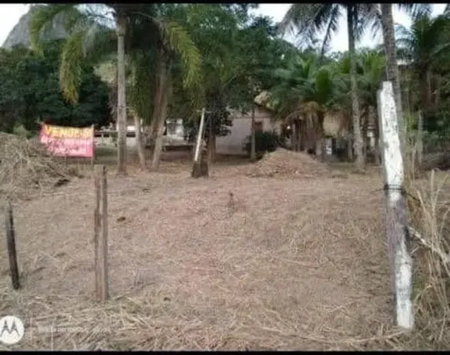 Vendo grande terreno em Maricá