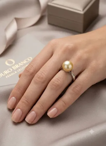 Jóia em ouro branco com pérola legítima