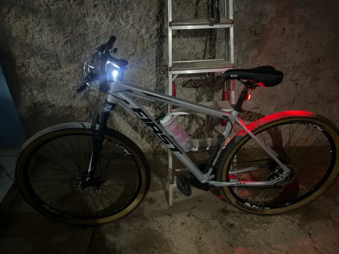 Bicicleta aro 29 top ótimo preço