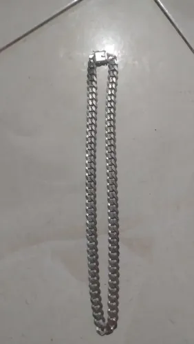 Cordão de prata