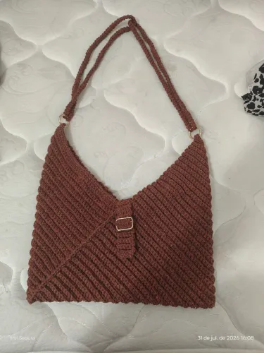 Bolsa Artesanal em Crochê - Novinha, Cor Marrom - R$70,00