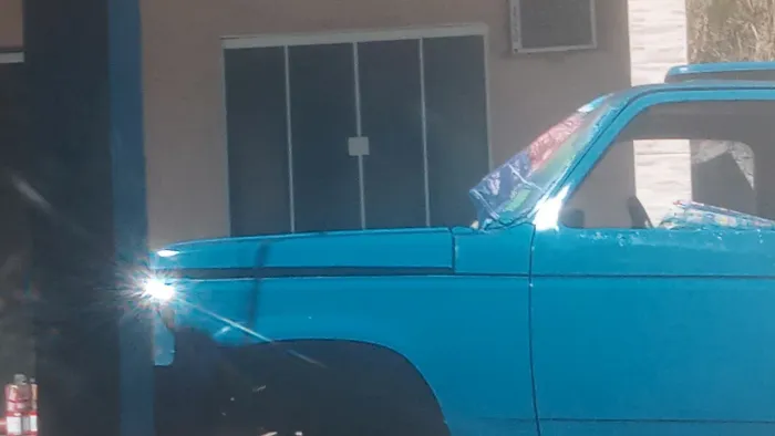 Caminhonete A20 com pintadinha