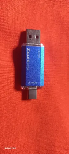 Pendrive 32 GB USB 3.0 e USB-C 