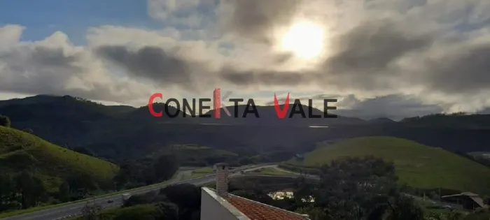 Casa com 2 dormitórios à venda por R 460.000,00 - Bela Vista - Paraibuna/SP