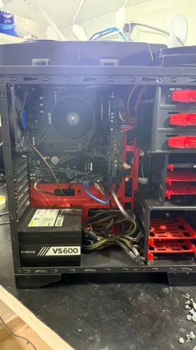 CPU GAMER AMD RYZEN 5 / 8GB de Memória RAM