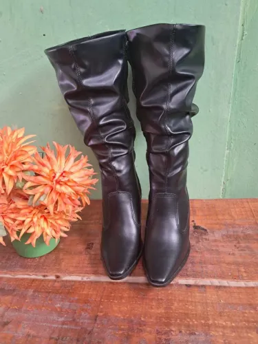 Bota de couro feminina 35