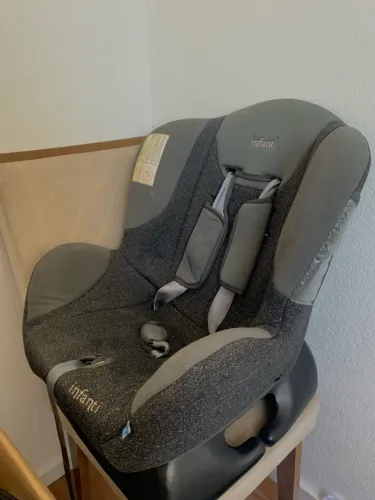 Cadeirinha de bebê para carro