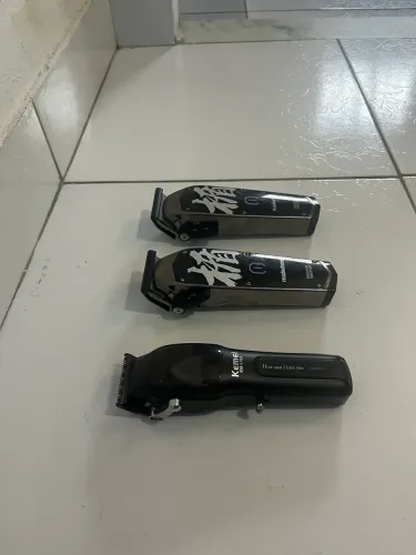 Vendo 3 máquinas de barbeiro