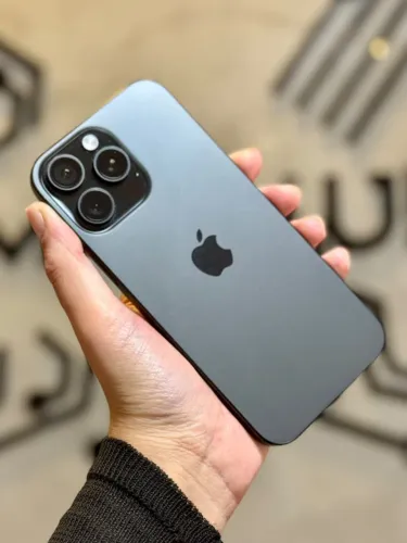 iPhone 16 Pro Preto 256GB (Nota e 3 meses de garantia)