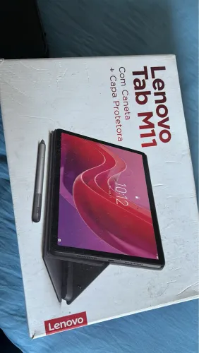 Vendo tablet novo Lenovo M11