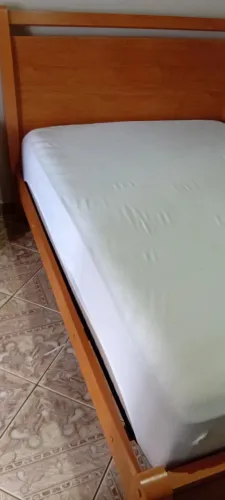 Vendo cama casal