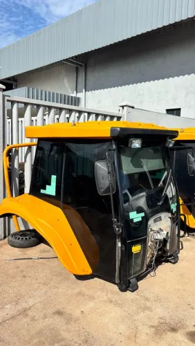 Cabine agrícola Valtra AGCO BM100 A950 NOVA SEMINOVA