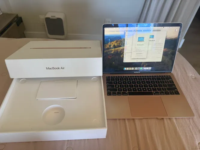 MACBOOK AIR, 13 POLEGADAS, 2018