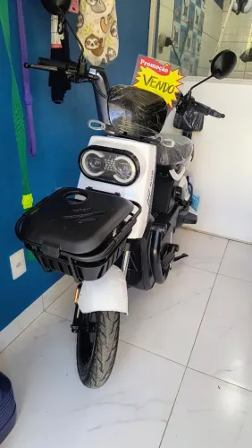 Scooter elétrica