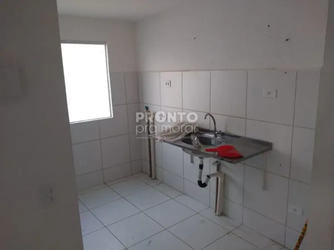 Apartamento com 2 quartos em Zumbi do Pacheco