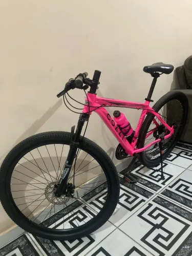 Vende se bicicleta 