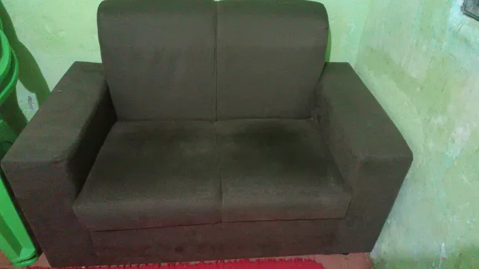 Vendo sofá 2 lugares