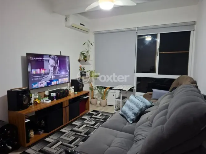 Imóvel para venda com 61 metros quadrados com 2 quartos em Cavalhada - Porto Alegre - RS