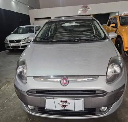 Fiat Punto Essence 1.6 Flex 16V 5P 2016
