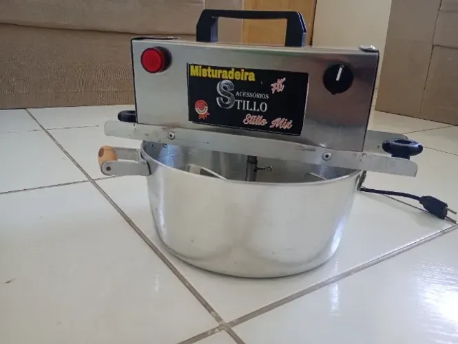 Panela mexedeira 7 litros