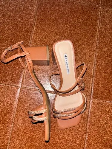 Sandália sapatinho de luxo