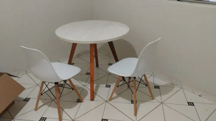 Kit mesa de jantar + cadeiras