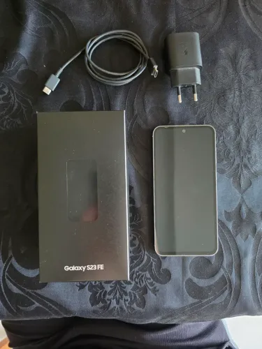 Samsung Galaxy S23 FE - 256 GB | 8 GB RAM - Excelente Estado