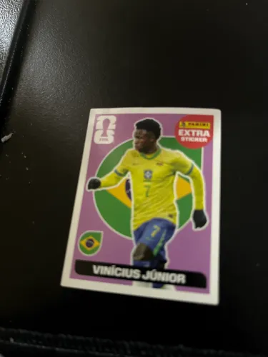 Salah bronze & Vini JR Bordô
