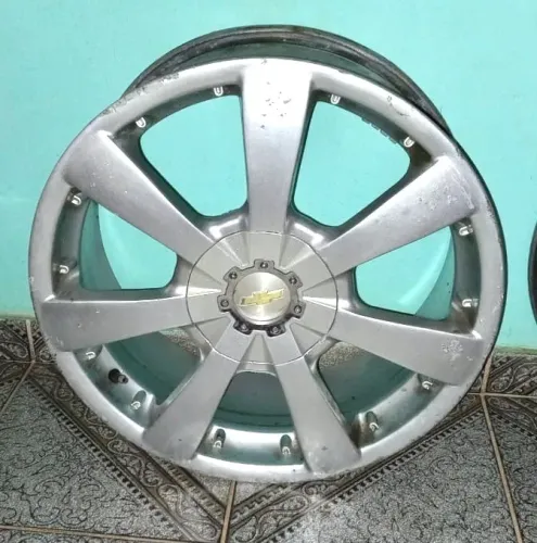 Rodas Aro 18 GM 4x100 4x108 Corsa Fiesta - R$ 1.050
