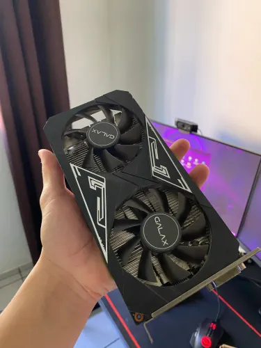Placa NVIDIA GTX 1650 4gb GALAX