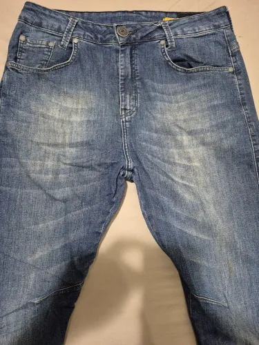 Calça jeans masculina número 40