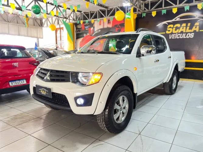 Mitsubishi L200 Triton GLX 3.2 CD TB Int.diesel MEC 2018