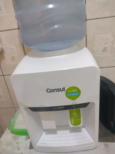 Vendo um filtro bebedouro água natural e gelada