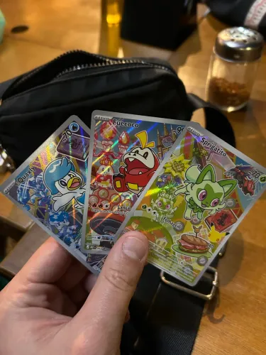 Troca Trio de Paldea por Trio de Hoenn Pokemon Coleção 30 Anos Parceiros Iniciais Serie 3