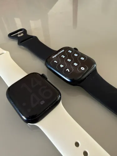 APPLE WATCHs Series 8 e 9 (valor dos dois juntos)