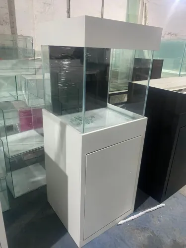 Aquário cubo 50x50x50 + sump traseiro