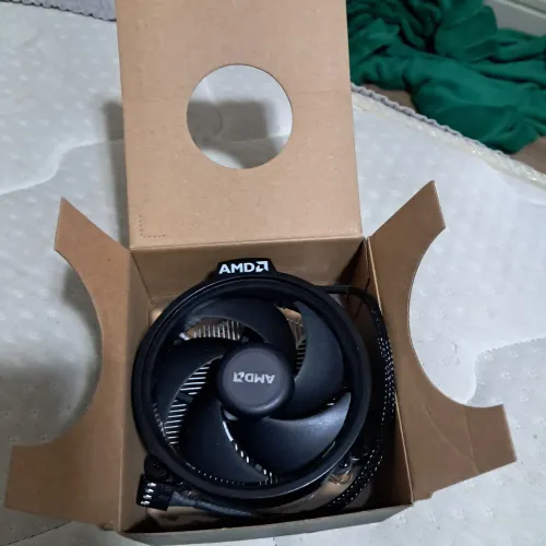 Cooler original AMD Wraith Stealth