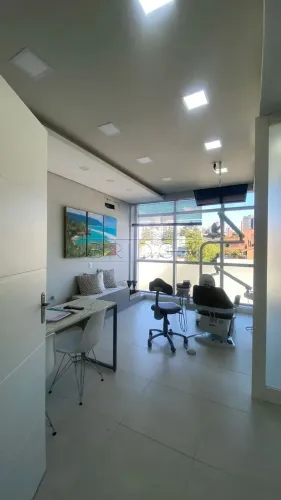 SALA ODONTOLÓGICA ÓTIMA LOCALIZAÇÃO