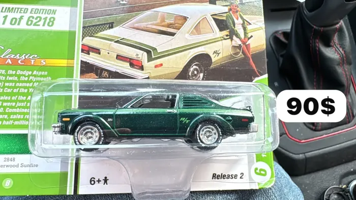 Miniatura 1:64 carro coleção