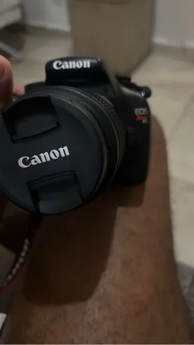 Câmera DSLR Canon EOS Rebel T3 Ótimo Estado!