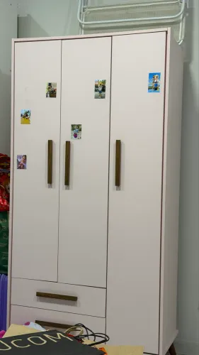 Guarda roupa infantil 