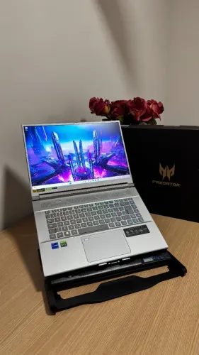 Notebook Acer Predator Triton i7 48Gb DDR5 512Gb NVMe QHD 240Hz Teclado RGB(Garantia)