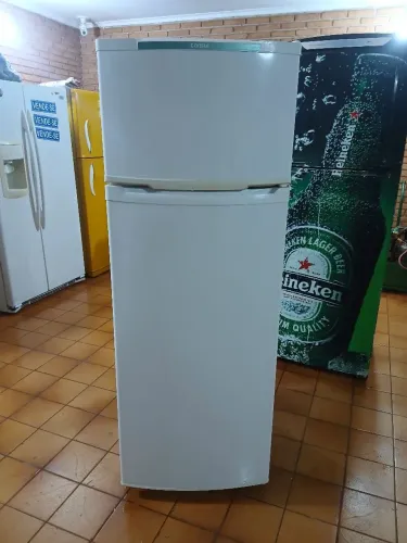 Geladeira Duplex Cônsul.