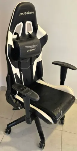 Cadeira Gamer DXRacer Prince Original (Estrutura Perfeita / Detalhes no Couro)