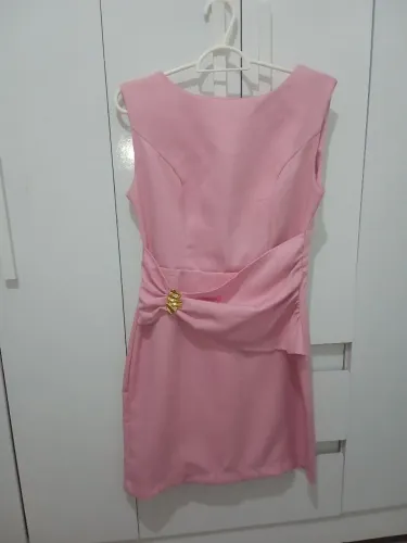 Vestidos usados apenas 1 vez 25,00 CADA!