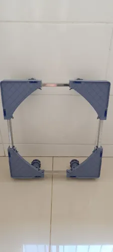 Suporte com rodinhas para máquina, geladeira etc